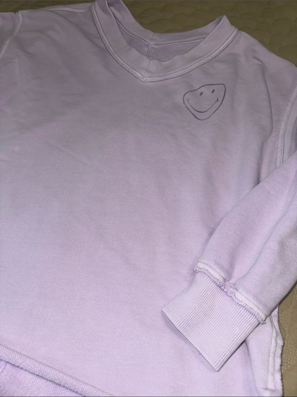 Aerie Lavender Smiley Face V neck Crewneck Sweatshirt Small - Picture 2 of 8